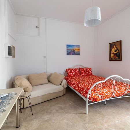 Paphos Studio In The Heart Of The City מראה חיצוני תמונה